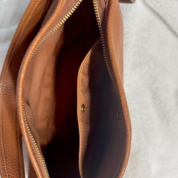 Coach Cary Crossbody in saddle - Picture 5 of 9